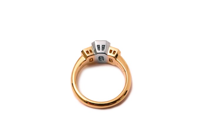 ダイヤモンドリング 1,500,000円 - オーダーメイドジュエリー事例｜ダイヤの指輪などのリフォームならジュエリー服部