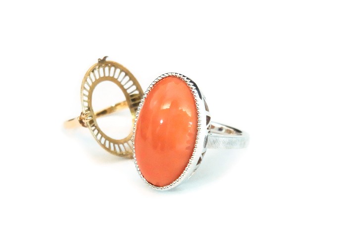 天然珊瑚　指先鍛えるサンゴ球 天然珊瑚指先鍛えるサンゴ球